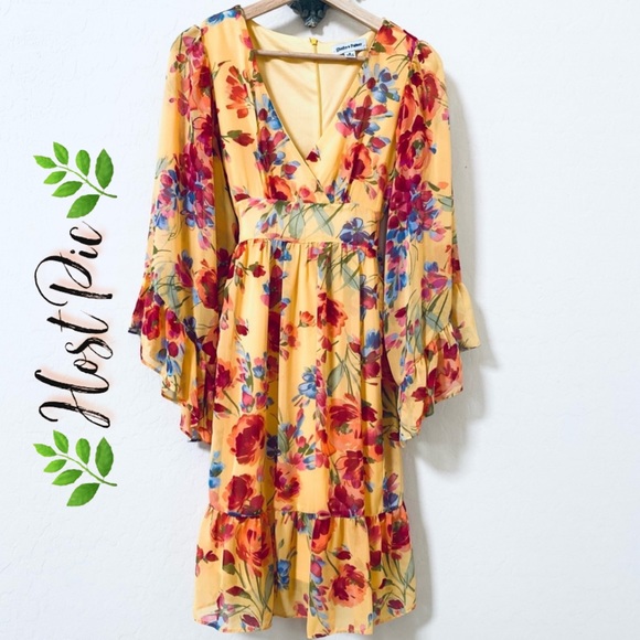 Shelby & Palmer Dresses & Skirts - Shelby & Palmer Yellow Floral Dress